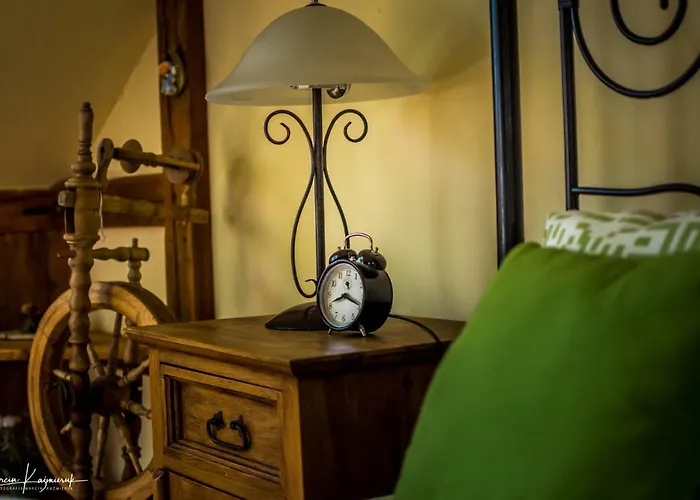 Kapellanka - Kraina Wygaslych Wulkanow Farm stay *